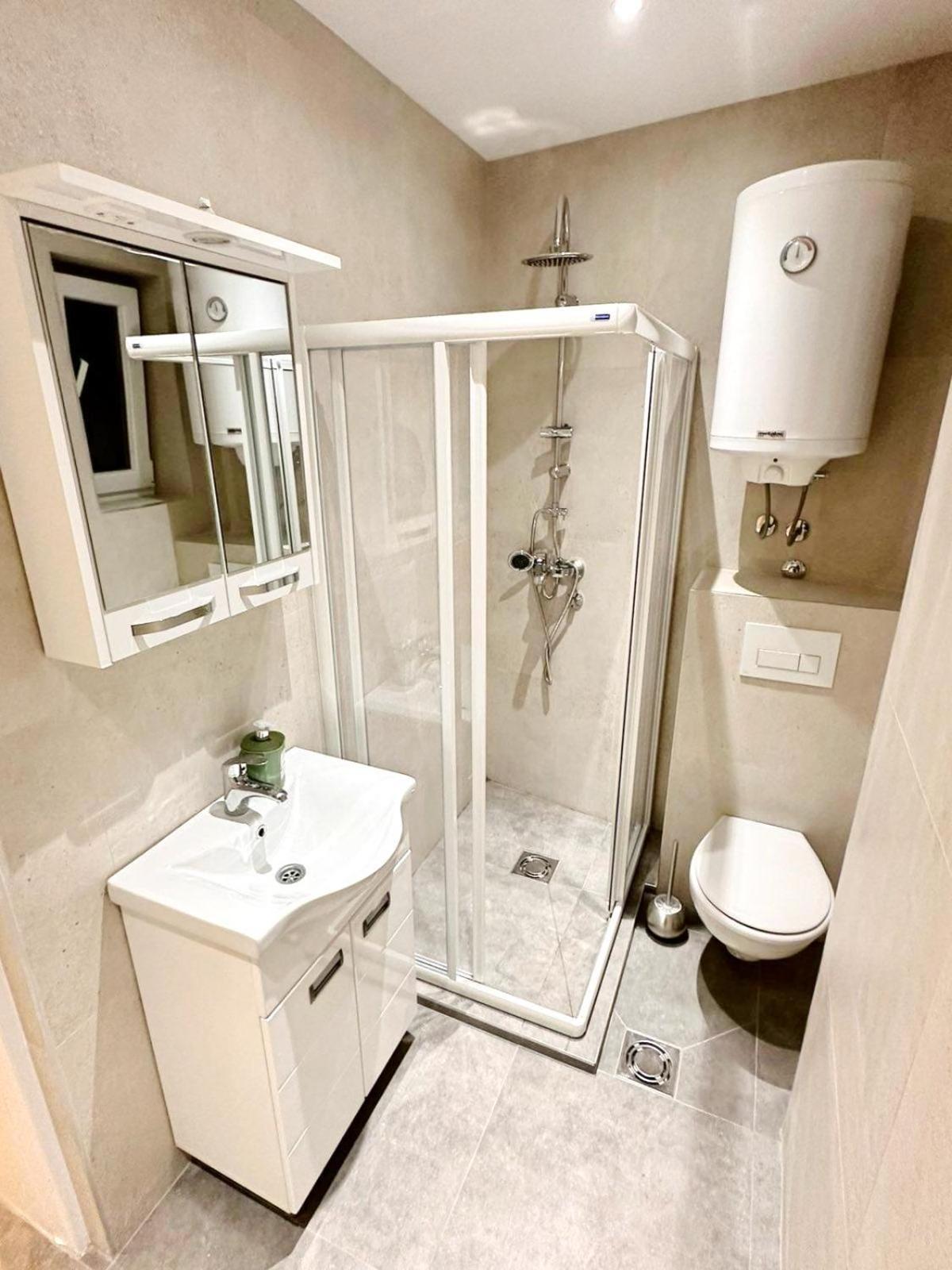 Modern Central Apartments Renovated Belgrad Exterior foto
