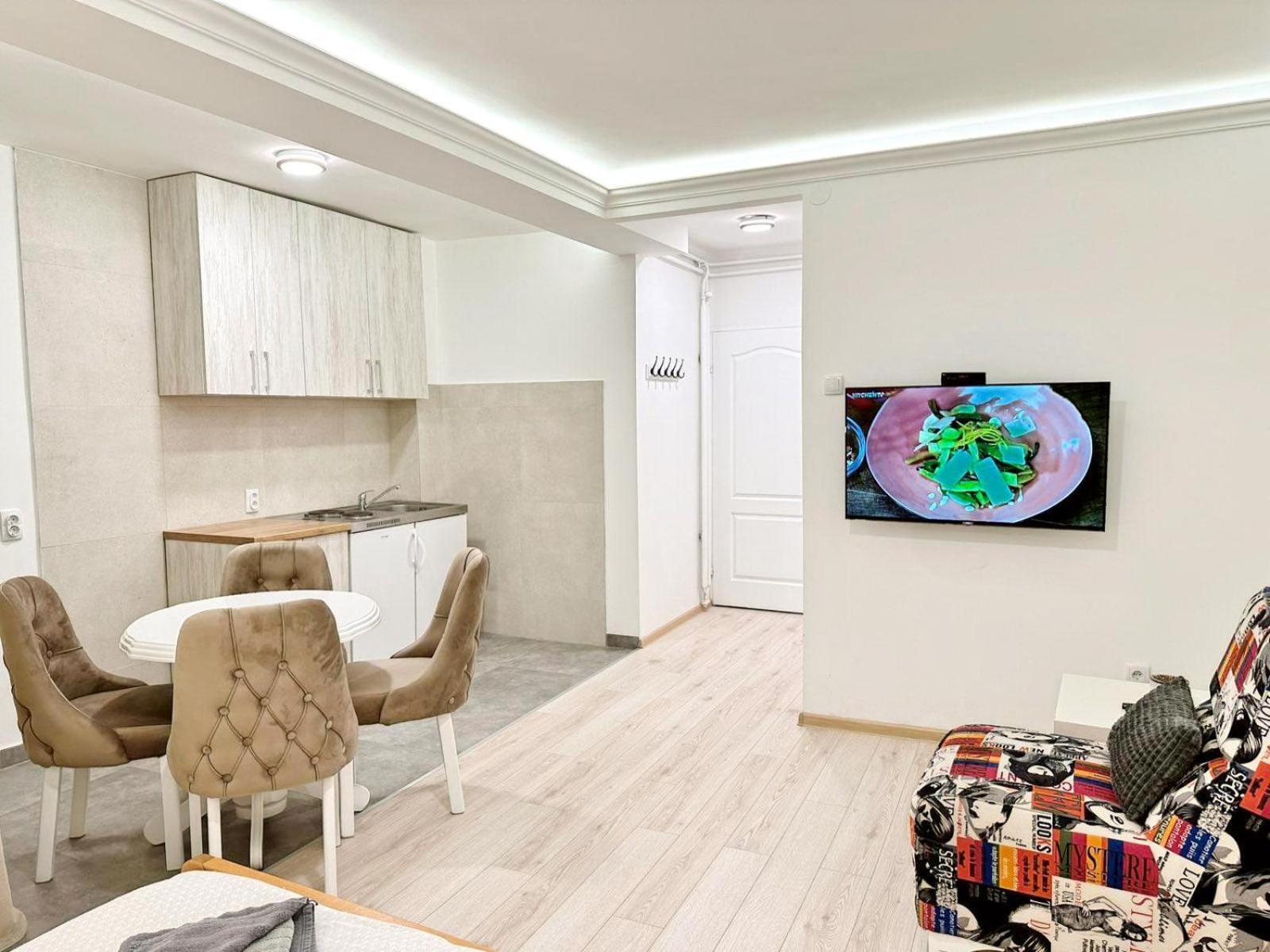 Modern Central Apartments Renovated Belgrad Exterior foto